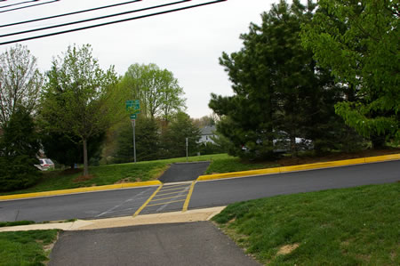 The trail crosses Tanworth Dr.