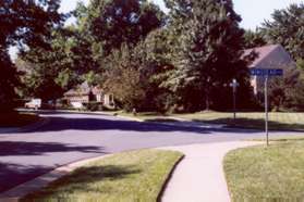 The trail crosses Winstead Ln.  Continue on Autumnwood Dr to the end.