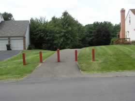 The walk starts from Days Farm Dr.   Walk south on the asphalt trail opposite Black Eyed Susan La.