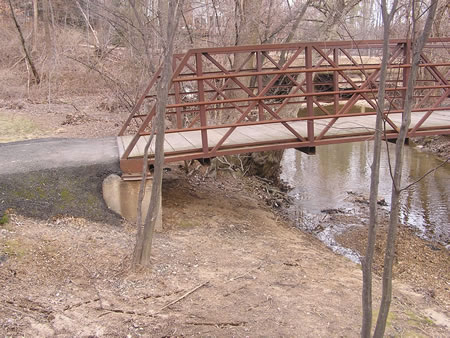 Bridge from the side.