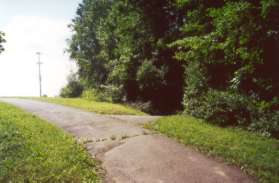 Turn right at this trail intersection.