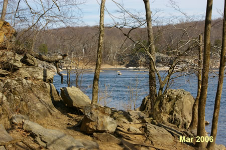 The Difficult Run Trail ends at the meeting with the Potomac River.