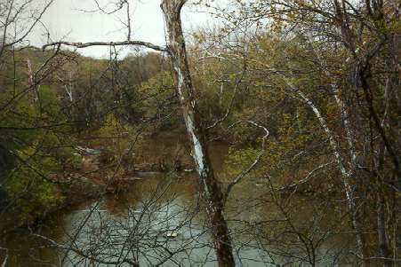 The canal separates from the river at this point.