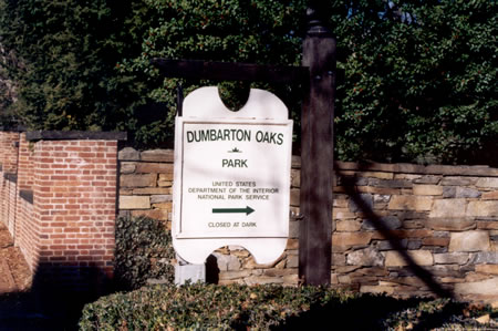 The walk starts at this sign on R St NW east of 31st St.