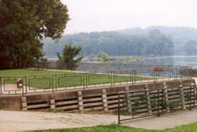 The walk starts from the boat ramp adjacent to the visitor center.