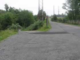 At the junction with the W&OD trail turn left to follow another intersecting trail back down the hill.