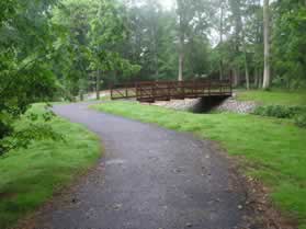 The trail turns right to cross Sugarland Run on a bridge.